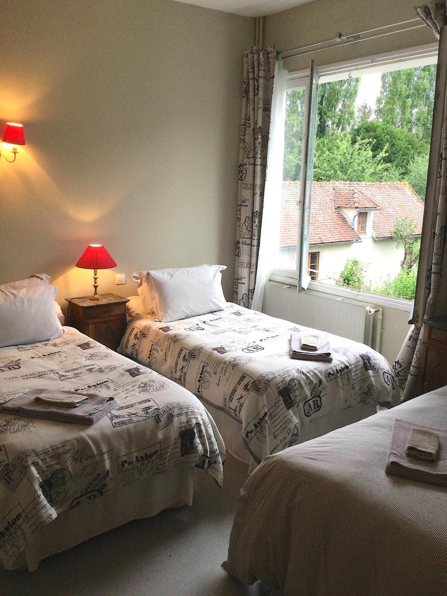Le Logis Alexandra Bnb La Trimouille Exterior foto