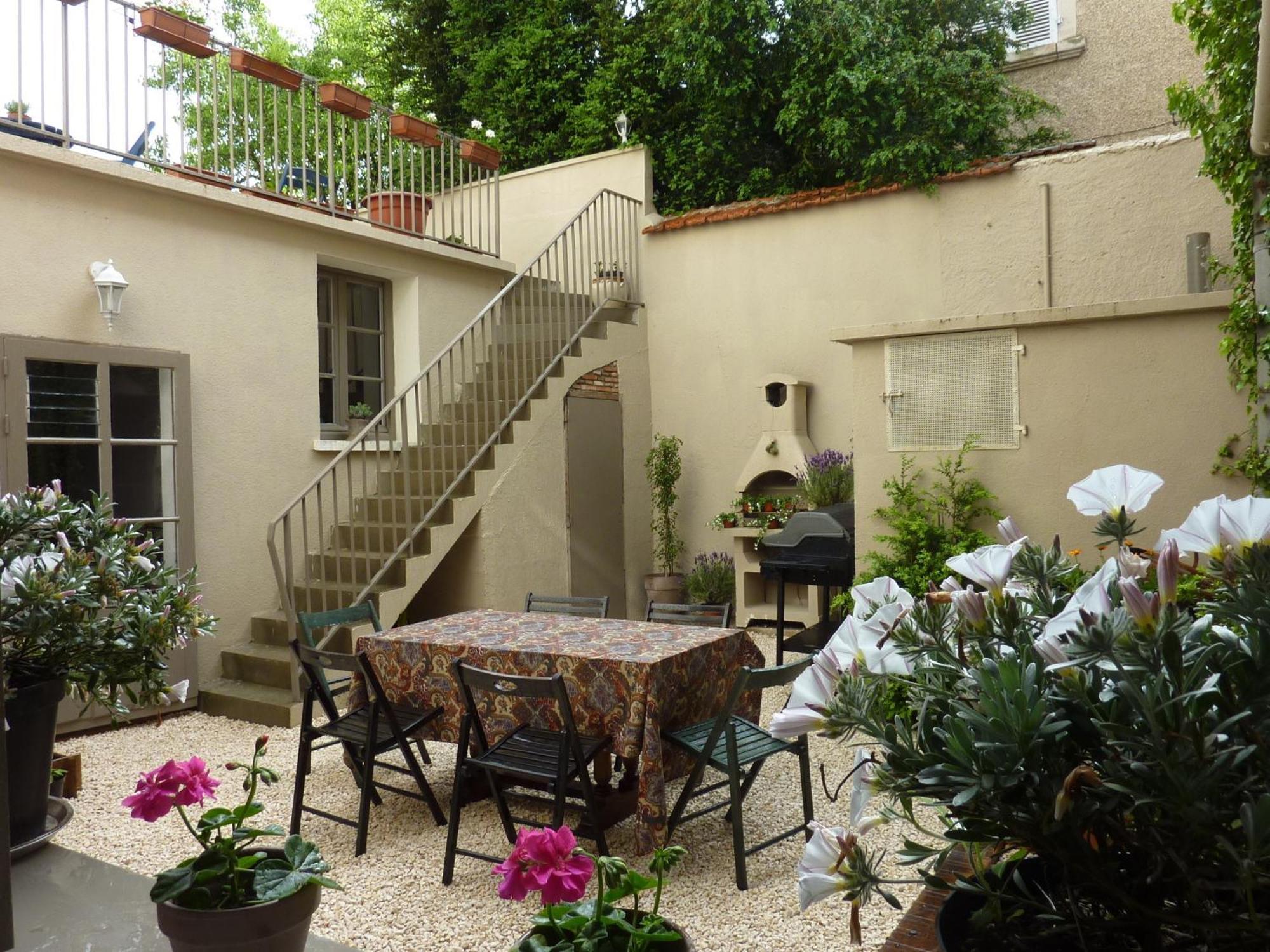Le Logis Alexandra Bnb La Trimouille Exterior foto